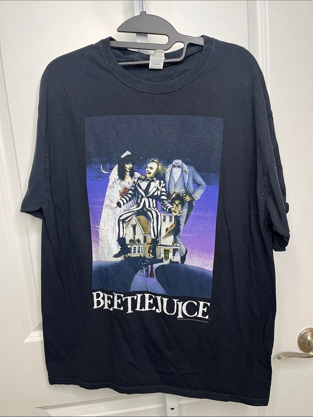 Black Beetlejuice Graphic Tee Halloween 🎃 Women’s Large